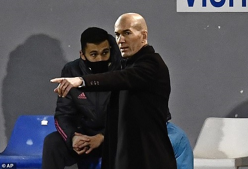 Zidane muối mặt nhận trách nhiệm sau trận thua thảm của Real